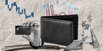 Что ждать от доллара летом и как курс влияет на цены в магазинах: блиц с банкиром