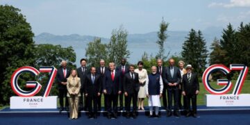 The Guardian: Европа призвала Трампа лично принять переговоры Зеленского и Путина