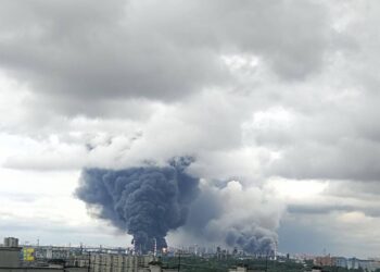 Reuters: дроны повредили установку, дающую почти половину мощности НПЗ Москвы