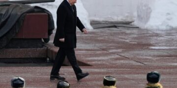 Не мобилизация: Пастухов предупредил о новом плане Путина на войне