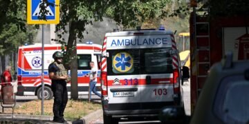 Окупанты ударили ракетой на Харьковщине, есть погибшая и раненые