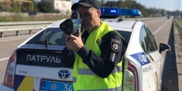 Кабмин готовит жесткие штрафы водителям и правила самокатам, есть первые предложения