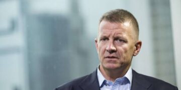 Основатель Blackwater Эрик Принс: Путин “оседлал тигра” и не может остановить войну
