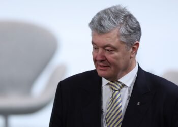 Порошенко присоединился к отказу от польского ордена и объяснил свое решение