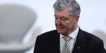 Порошенко присоединился к отказу от польского ордена и объяснил свое решение