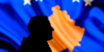 Косово проводит досрочные выборы после месяцев политического паралича