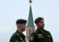 Москва ставит системы ПВО на жилых высотках и превращает жильцов в “живой щит”