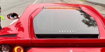 Небезпечні розваги на дорогах Києва: поліція зупинила водіїв Audi та Ferrari, – ФОТО