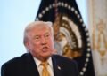 Трамп выдвинул ультиматум владельцам АЗС