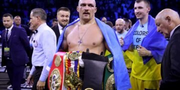 Усик сделал громкое заявление о своей карьере