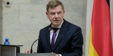 Мирные переговоры по Украине могут начаться этим летом, – МИД Германии