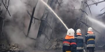 Четвертый по величине НПЗ России остановил работу после удара Украины, – Reuters