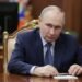 Коллапс на горизонте: в Госдуме предупреждают Путина о “грани социального взрыва”