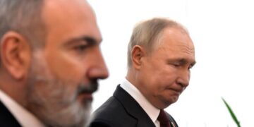 Пашинян победит: почему Россия угрожает Армении. Юрий Романенко