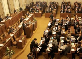 Скандал в Чехии: пророссийские депутаты экстренно продвигают закон против президента Украины