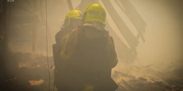 Враг нанёс удар по Одесской области: двое погибших, склады и поле в огне. ФОТО