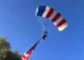 В Калифорнии парашютист с огромным флагом США врезался в пивную палатку на празднике. ВИДЕО