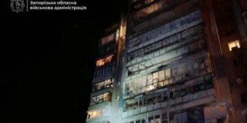 Снесена стена с первого по пятый этаж: последствия пяти мощных прилетов по Запорожью. ФОТО