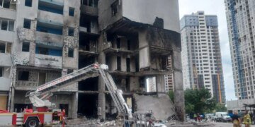 ГСЧС опубликовало ФОТО завершения разбора завалов в Киеве