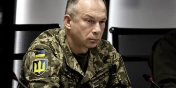 росія планує збільшувати протяжність фронту – Сирський