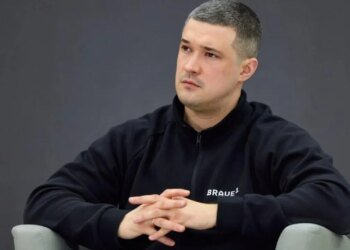 “В Украине хотят уволить одного из лучших министров обороны”, – украинцы бьют в набат по поводу кадровых решений в Кабмине