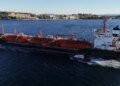 У берегов Румынии был атакован газовый танкер, следовавший в Украину