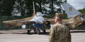 Украинский F-16 впервые сбил российский истребитель в воздушном бою