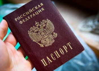 Россияне ищут способы уехать из страны: процесс приобрел массовый характер