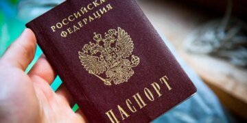 Россияне ищут способы уехать из страны: процесс приобрел массовый характер