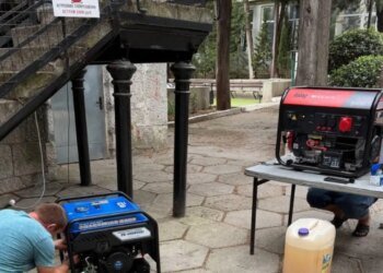 Двойной удар по оккупации: в Ялте из-за суррогатного топлива полетели генераторы