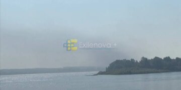 Зеленський підтвердив ураження експортного терміналу і нафтових об'єктів у рф – від 250 до 1300 км від кордону