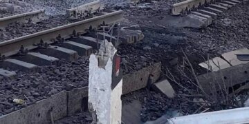 На Донеччині ворог атакував ремонтну бригаду залізничників –  є загиблий і поранені