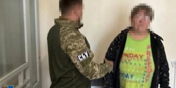Агентка ФСБ получила 15 лет тюрьмы за передачу координат подразделения, в котором служил её сын