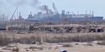 Дрон атаковал американский газовоз в порту Египта