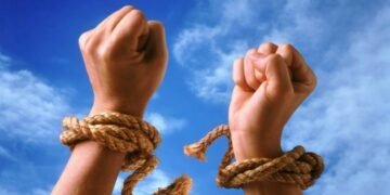 У Києві зафіксували зростання звернень щодо торгівлі людьми: найбільш вразливі — переселенці