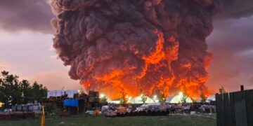 Зеленский рассказал, что поставляли российской армии сгоревшие склады Wildeberries на юге РФ
