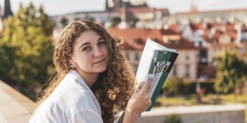 Даже без стипендии: в ПФУ объяснили, как доход студента повлияет на выплаты малообеспеченным