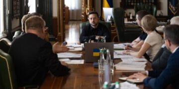 Зеленский анонсировал открытие архивов СБУ и СВРУ о трагедии на Волыни