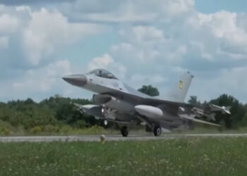Воздушные Силы потеряли истребитель F-16 во время боевого задания: что с пилотом