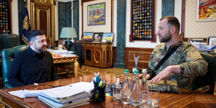 Зеленский назначил Хмару и.о. министра обороны
