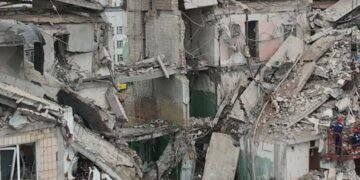 Руйнування у чотирьох районах Києва: нові подробиці смертельної атаки