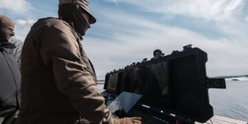 ВМС впервые показали морской дрон Barracuda, он уже уничтожает врага