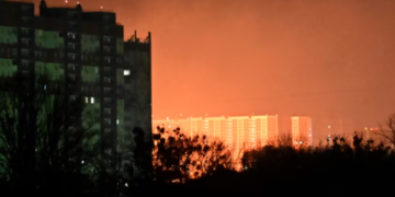 Небезпечна ніч у Києві: в яких районах стались пожежі і руйнування