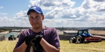Два условия и никаких налогов: как украинцам выгодно продать унаследованную землю