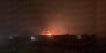 Київ атакують просто зараз: вибухи, влучання та пожежі у двох районах