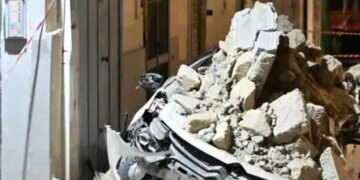 Землетрясение магнитудой 4,7 потрясло Италию: остановили поезда