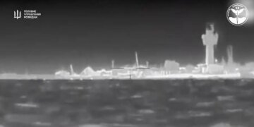 ГУР уразило російську машину РЛС "Подльот" і не тільки новітньою Magura у Криму – показали відео