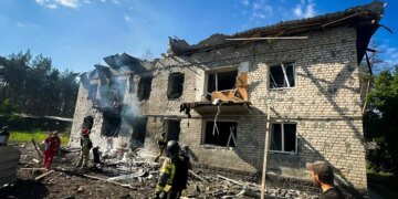 Харьковская область: ракетный удар по Балаклее оставил людей без крова. ФОТО