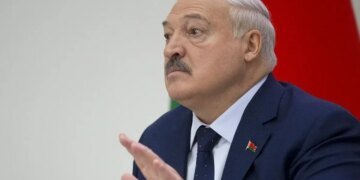 Лукашенко заявил, что война в Украине началась из-за «коррупции и воровства». ВИДЕО