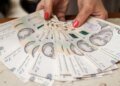 Зарплаты в Украине выросли на 20%: названа причина